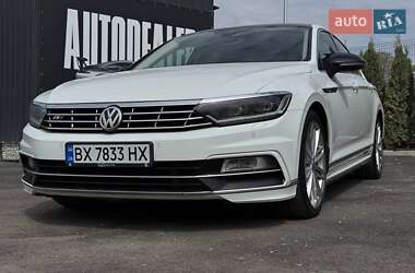 Седан Volkswagen Passat 2017 в 
