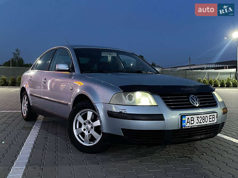 Седан Volkswagen Passat 2002 в 