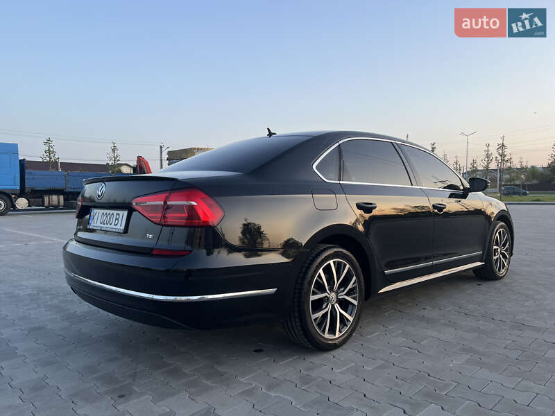 Седан Volkswagen Passat 2016 в Києві