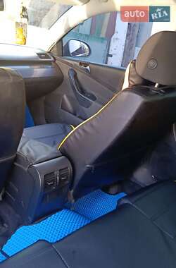 Седан Volkswagen Passat 2006 в 