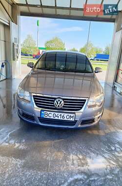 Седан Volkswagen Passat 2006 в 