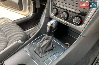 Седан Volkswagen Passat 2014 в 