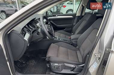 Седан Volkswagen Passat 2015 в 