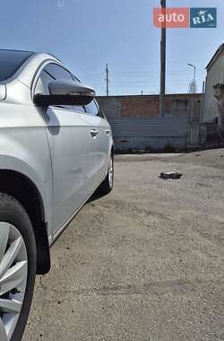 Универсал Volkswagen Passat 2012 в 