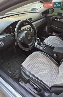 Универсал Volkswagen Passat 2012 в 