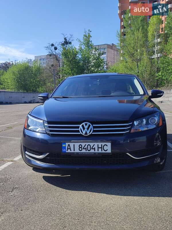 Volkswagen Passat 2011