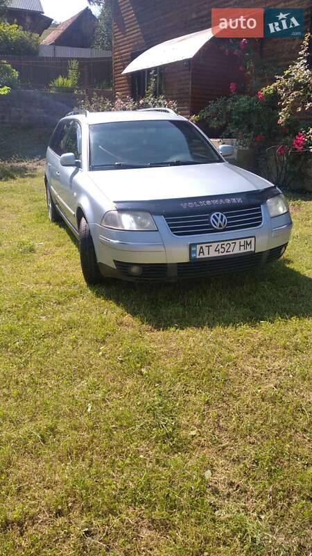 Универсал Volkswagen Passat 2001 в Рахове