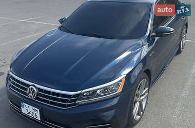 Седан Volkswagen Passat 2018 в 