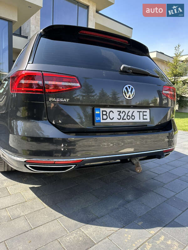 Универсал Volkswagen Passat 2018 в Львове