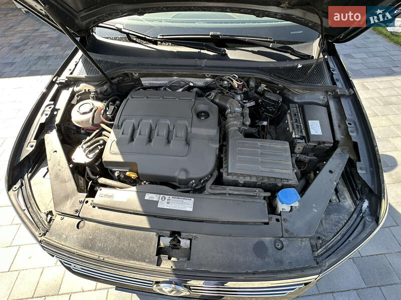 Универсал Volkswagen Passat 2018 в Львове