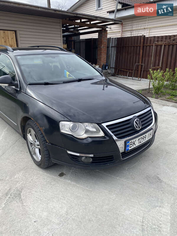 Универсал Volkswagen Passat 2006 в Гоще
