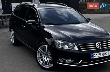 Универсал Volkswagen Passat 2011 в Киеве