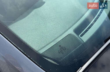 Седан Volkswagen Passat 2011 в 
