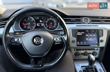 Універсал Volkswagen Passat 2016 в 