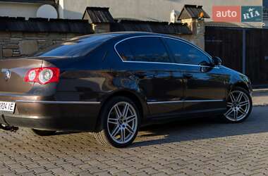 Седан Volkswagen Passat 2005 в 