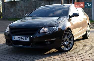 Седан Volkswagen Passat 2005 в Надворной