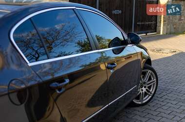 Седан Volkswagen Passat 2005 в 