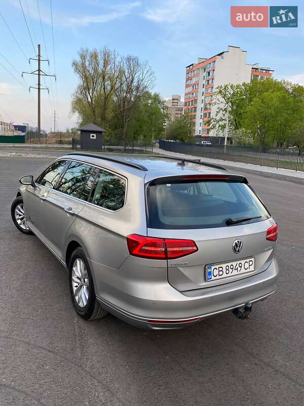 Універсал Volkswagen Passat 2015 в Чернігові