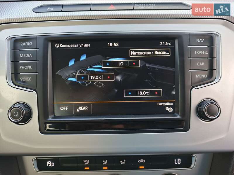 Універсал Volkswagen Passat 2015 в Чернігові