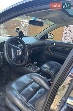 Универсал Volkswagen Passat 2004 в 