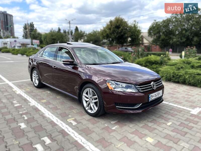 Седан Volkswagen Passat 2013 в Одессе
