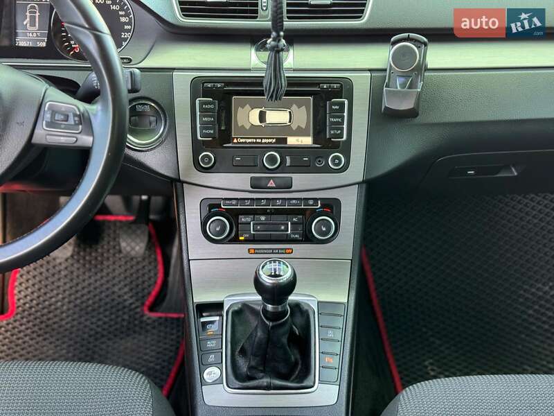 Універсал Volkswagen Passat 2011 в Вінниці