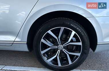 Универсал Volkswagen Passat 2018 в 