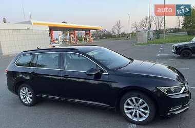 Универсал Volkswagen Passat 2015 в 