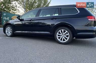 Универсал Volkswagen Passat 2015 в 