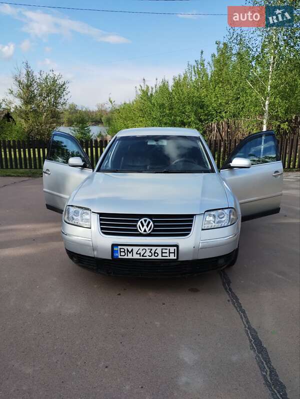 Седан Volkswagen Passat 2002 в Сумах