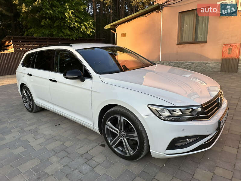 Универсал Volkswagen Passat 2020 в Бродах