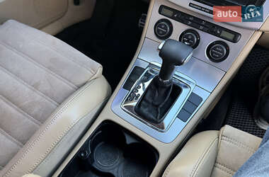 Седан Volkswagen Passat 2006 в 