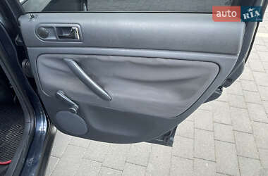 Універсал Volkswagen Passat 2005 в 