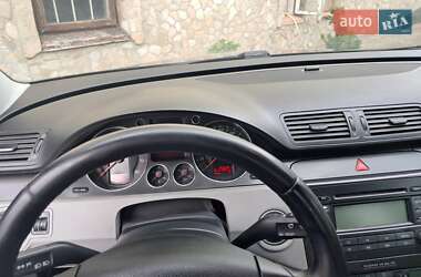 Седан Volkswagen Passat 2005 в 