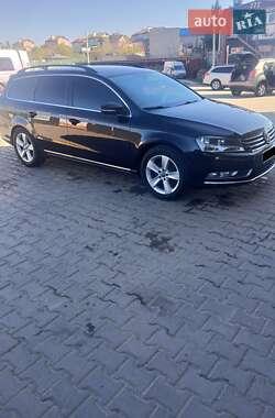 Универсал Volkswagen Passat 2012 в Хмельницком