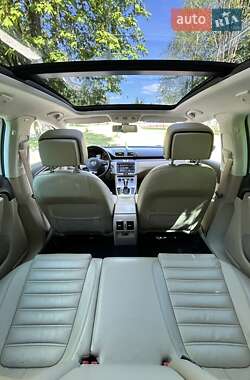 Универсал Volkswagen Passat 2012 в 