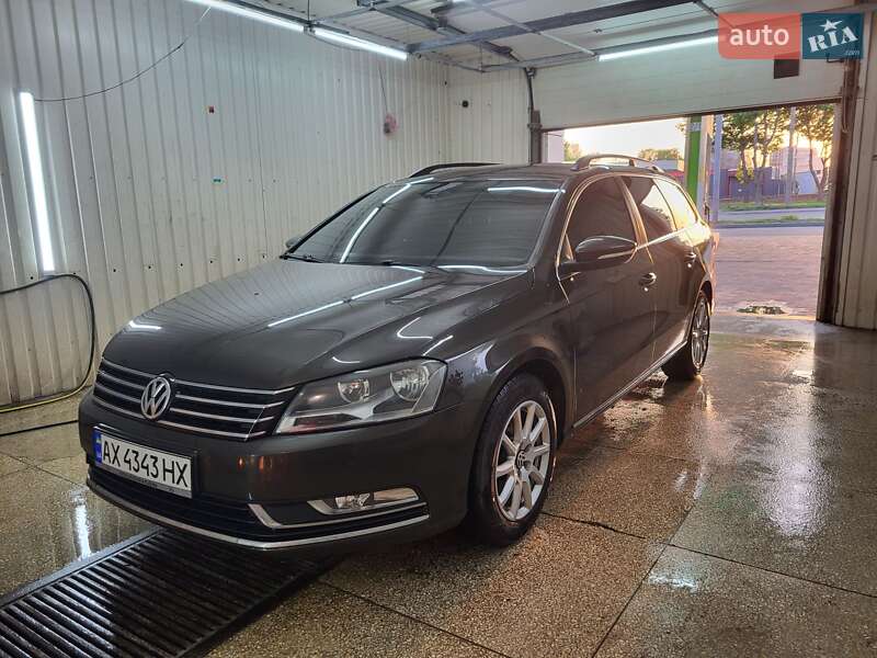 Volkswagen Passat 2011