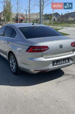 Седан Volkswagen Passat 2017 в 