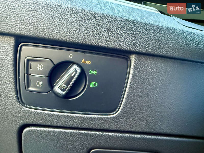 Универсал Volkswagen Passat 2015 в Дубно