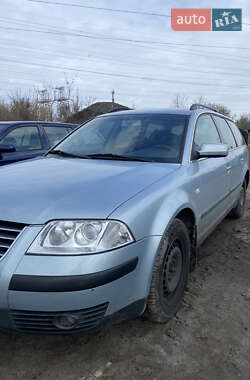 Універсал Volkswagen Passat 2001 в Запоріжжі