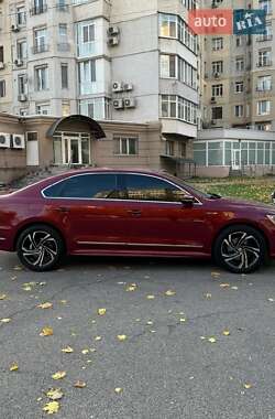 Седан Volkswagen Passat 2016 в 