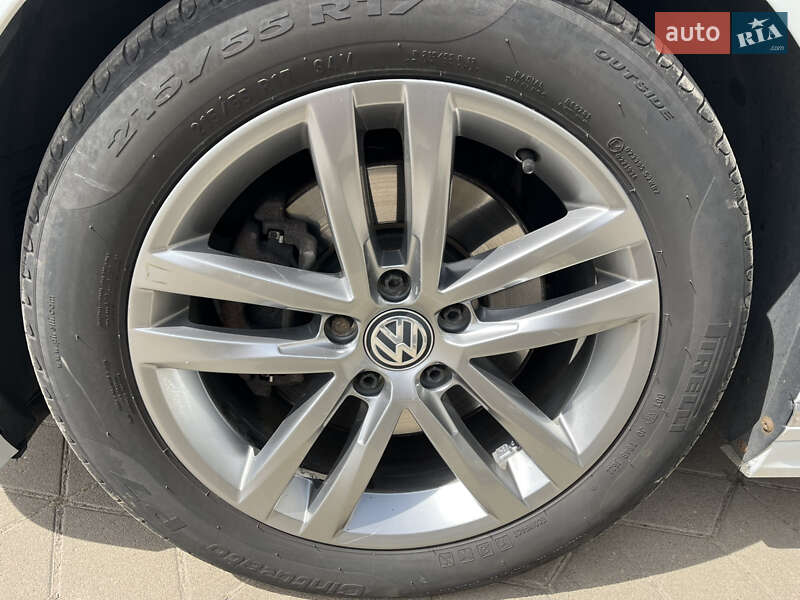 Універсал Volkswagen Passat 2017 в Прилуках