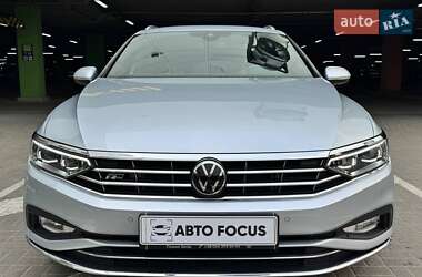 Универсал Volkswagen Passat 2022 в 