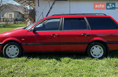 Універсал Volkswagen Passat 1995 в 