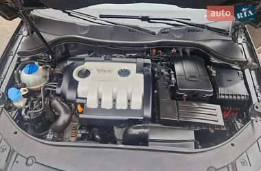 Універсал Volkswagen Passat 2006 в 