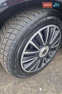 Універсал Volkswagen Passat 2006 в 