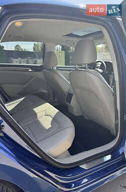 Седан Volkswagen Passat 2016 в 