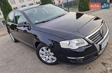 Седан Volkswagen Passat 2009 в 