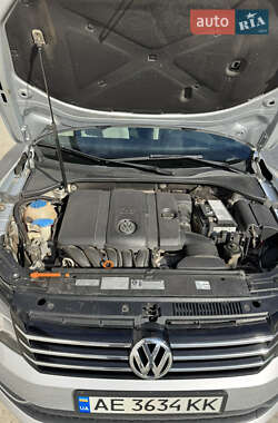 Седан Volkswagen Passat 2013 в 