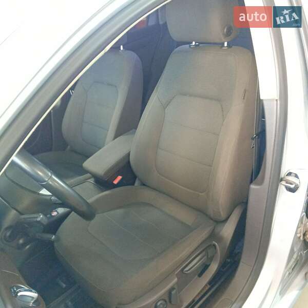 Универсал Volkswagen Passat 2012 в Коцюбинском